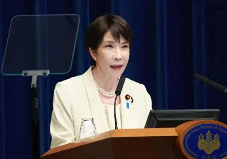 高市早苗没等来中国退赛。她等到的是四份名单——游泳队的、乒乓球队的、田径队的、足