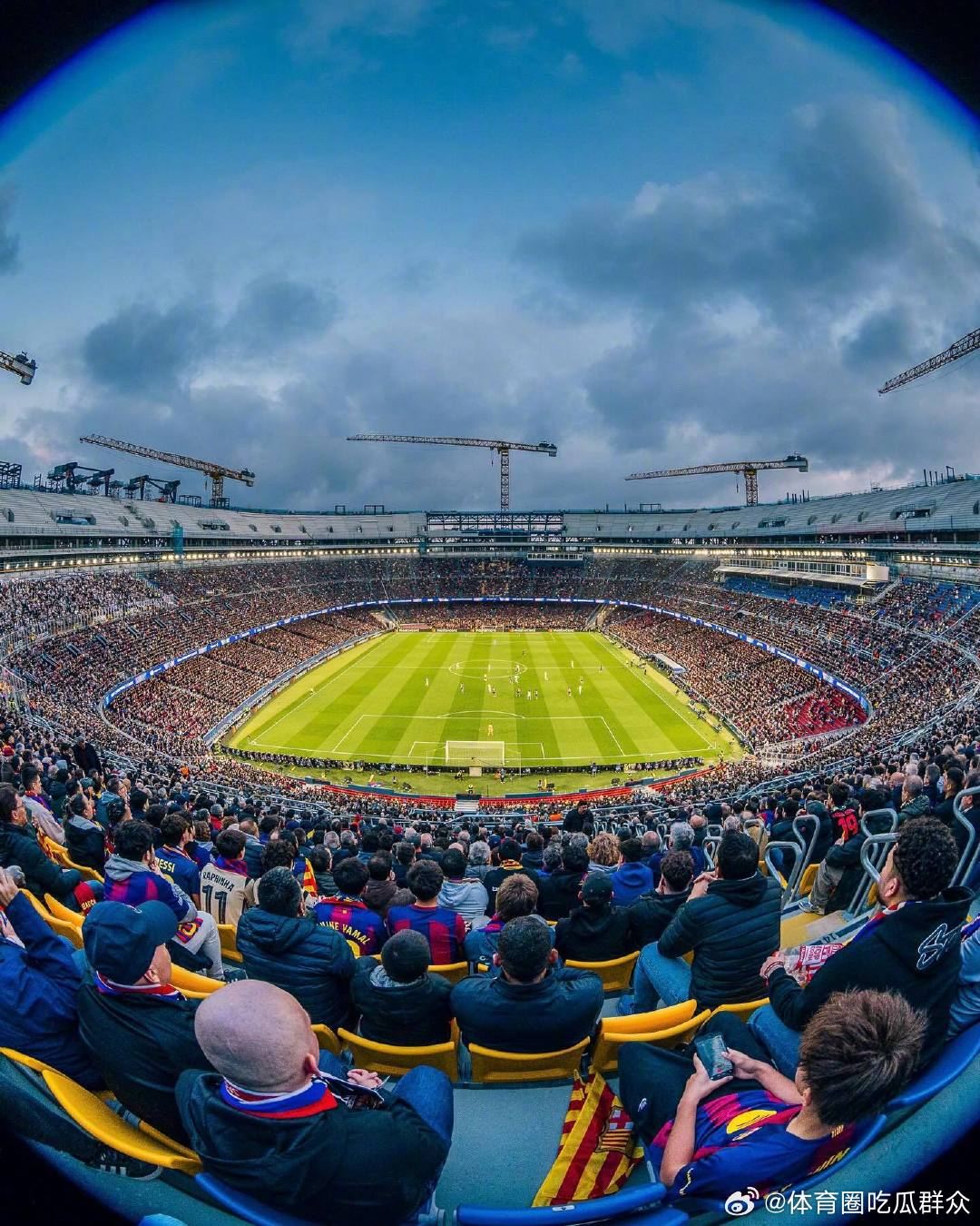 声音在这里有了颜色，是红蓝❤️💙心跳在这里有了节奏，是战歌💓🎶在Spoti