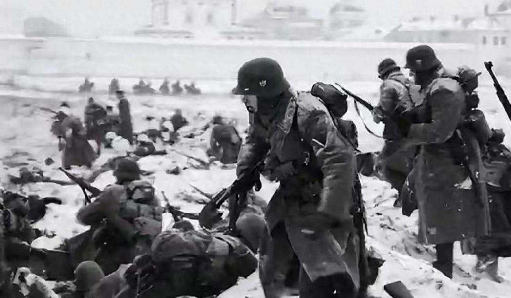 为什么德军在莫斯科，宁可被活活冻死，也不去拿苏联人的衣服？当初德国打到苏联，是奔