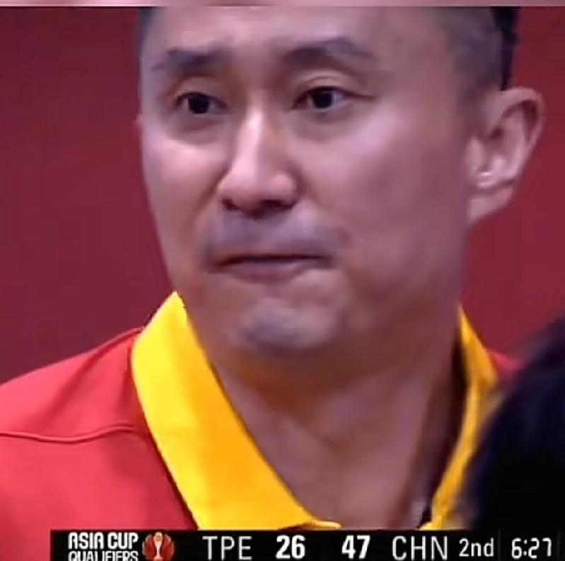 沈梓婕上届世界杯预选赛被台北球员撅屁股弄伤，球迷拿丛明晨受伤搅局，杜锋骂人有错吗