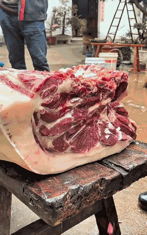 以前才有这样的猪肉，现在很难见到了！