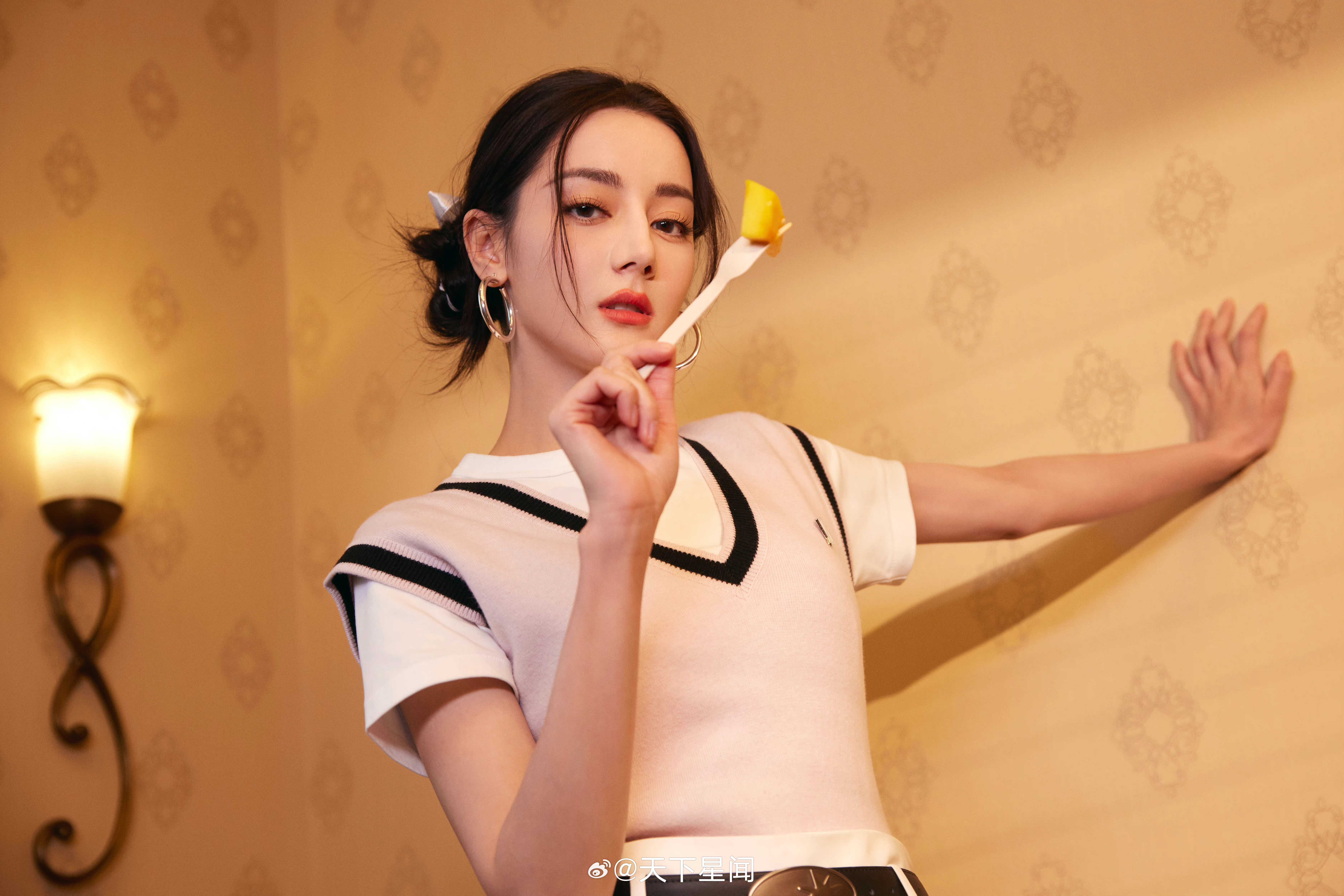 迪丽热巴 ​​​