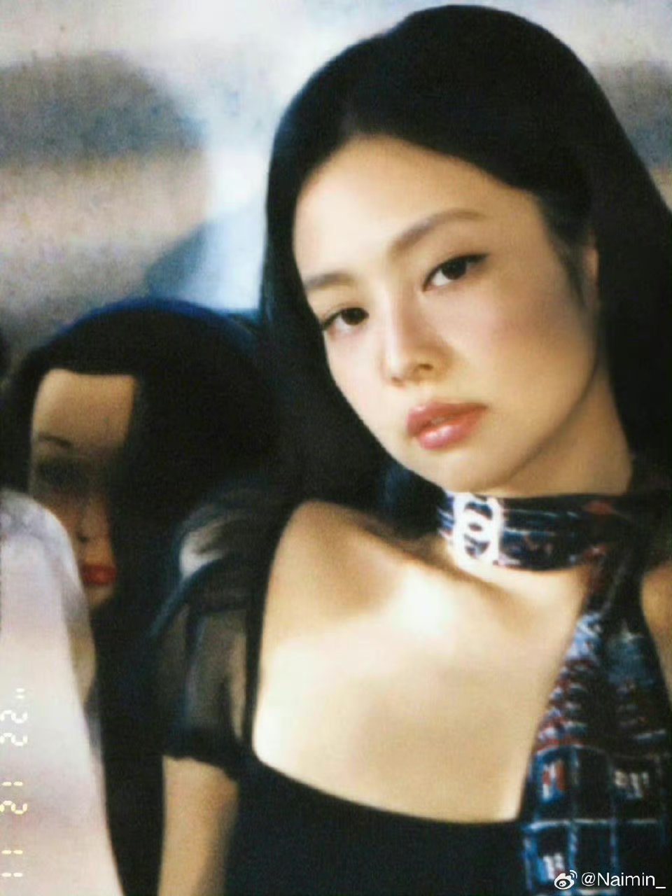 Jennie早期slay瞬间外网翻红  天生爱豆的表现力无需多言 