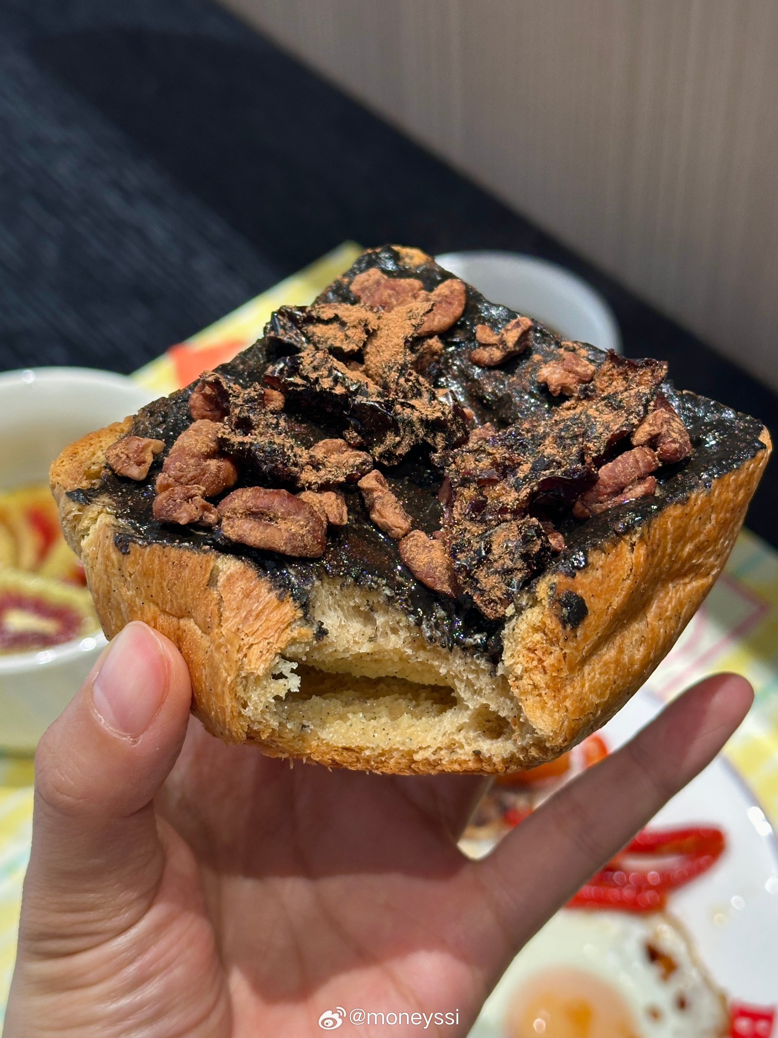 早上好 假期愉快朋友们 已吃完喝完练完 ​​​
