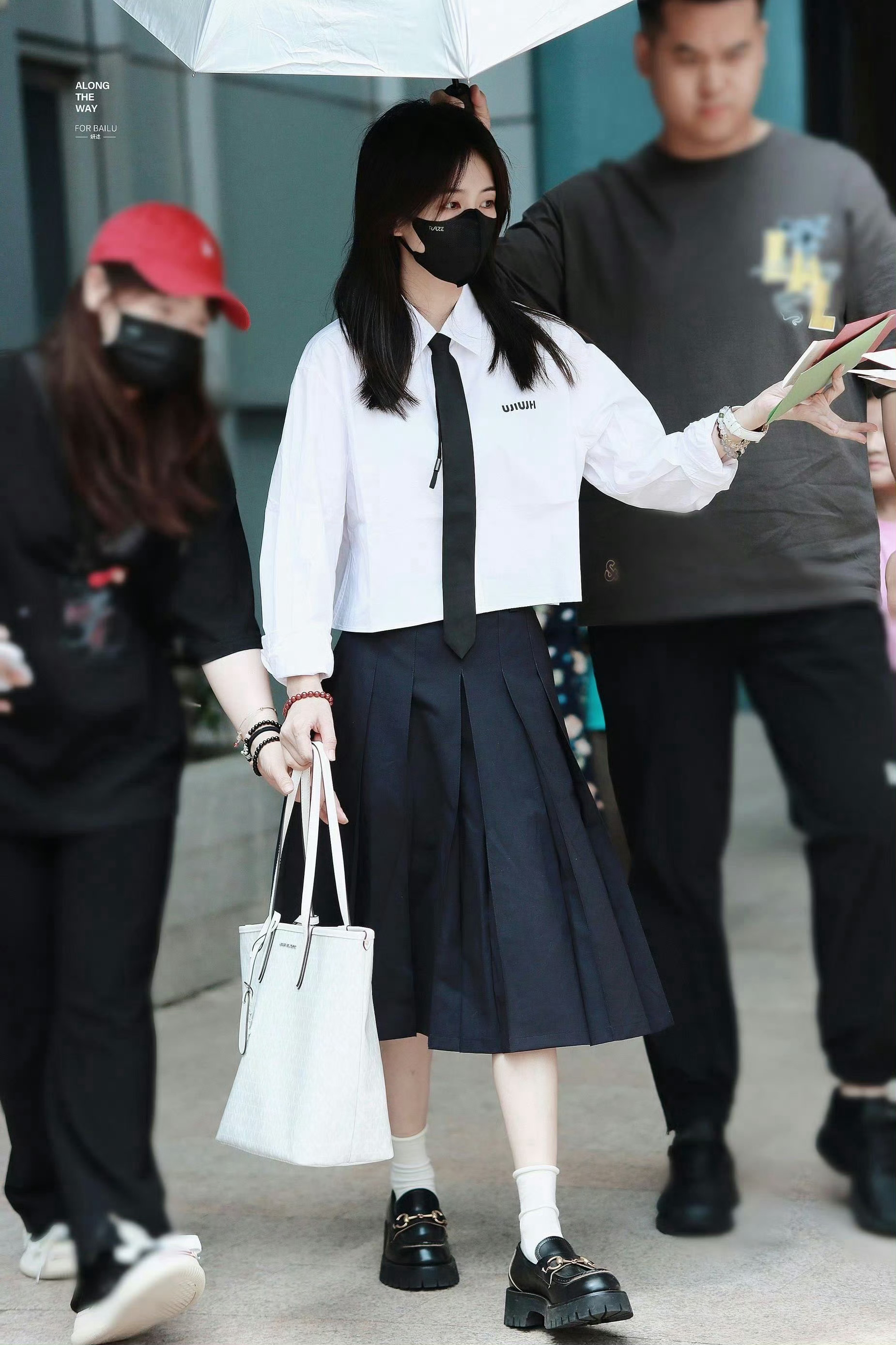 谭松韵白鹿粉丝 那年拍北上的华子  假如华子读书时候遇到王韵娜 会擦出什么火花