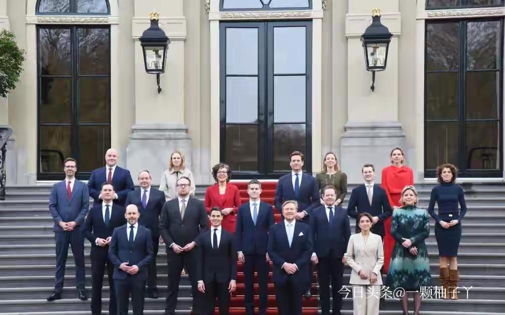 荷兰此前对安世半导体施加治理限制，影响中方股东正常权利，闻泰科技一边积极维权，一