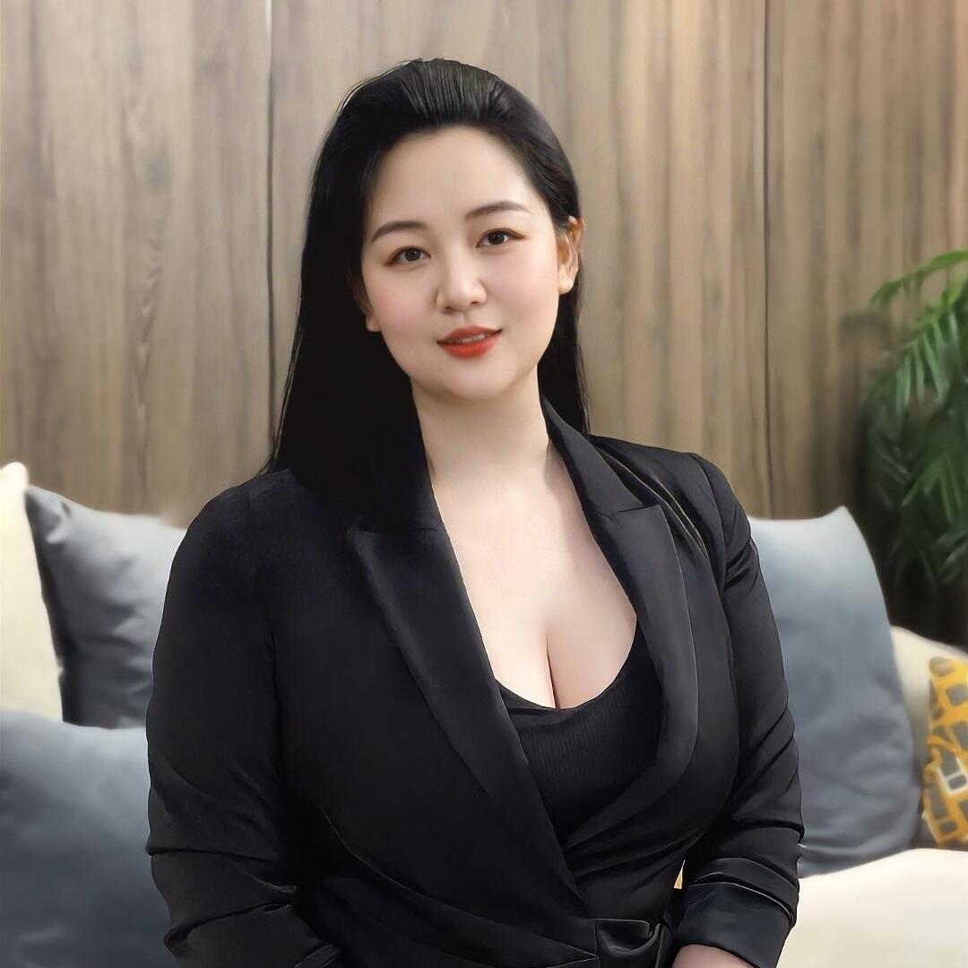 如何展现出优雅和大方的气质?