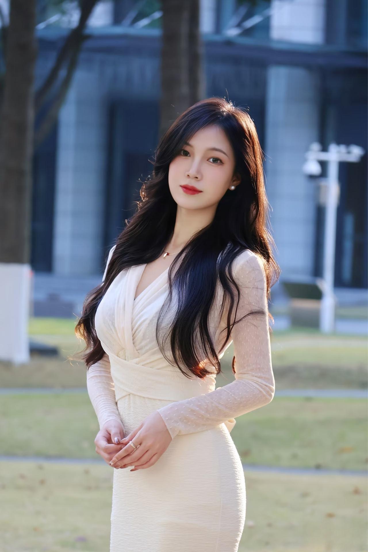 女人如何穿出含蓄的性感?