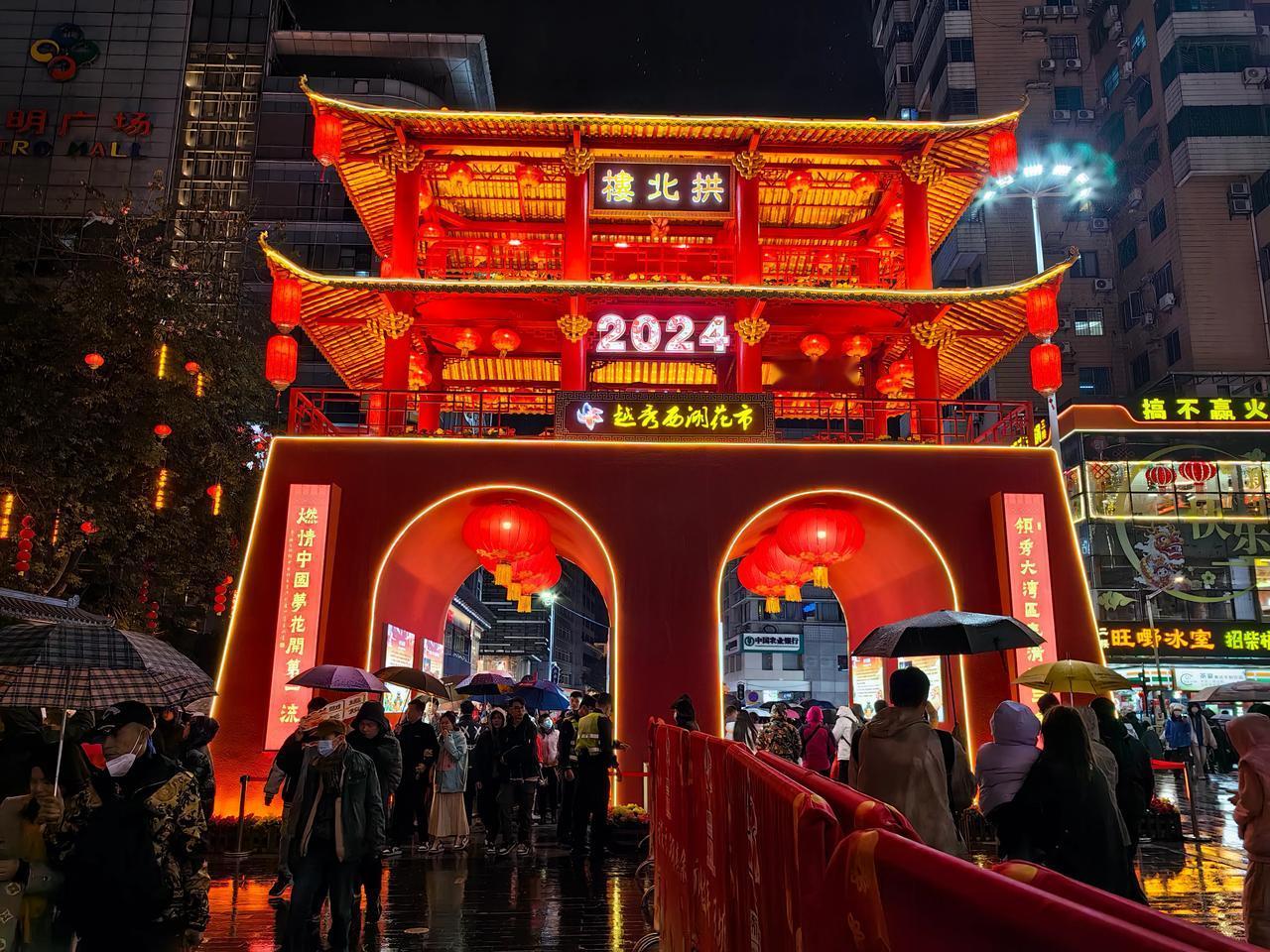 #天南地北大拜年# 一起领红包>今年去了三个花市，分别是广州荔湾花市、海珠花市和