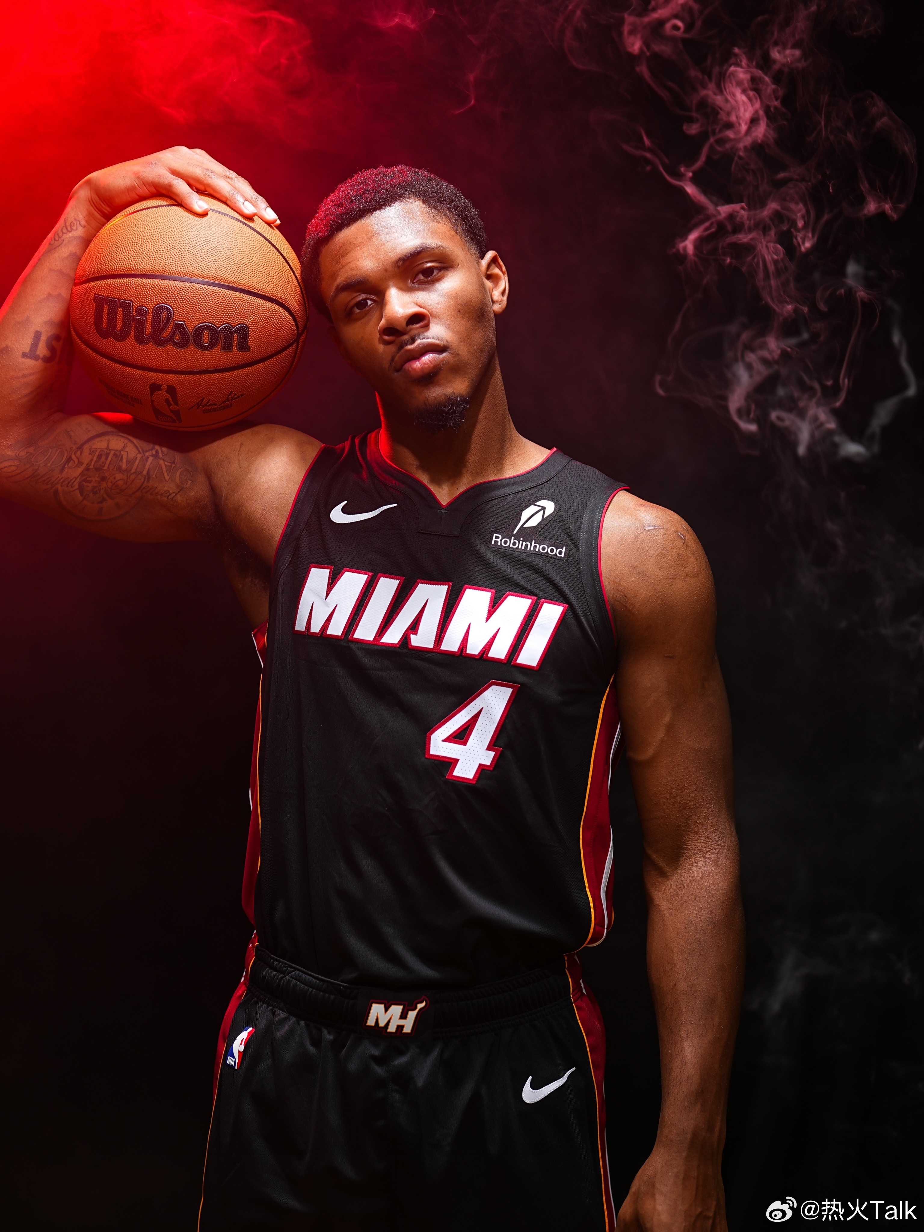 热火二轮秀康韦尔晒照nba