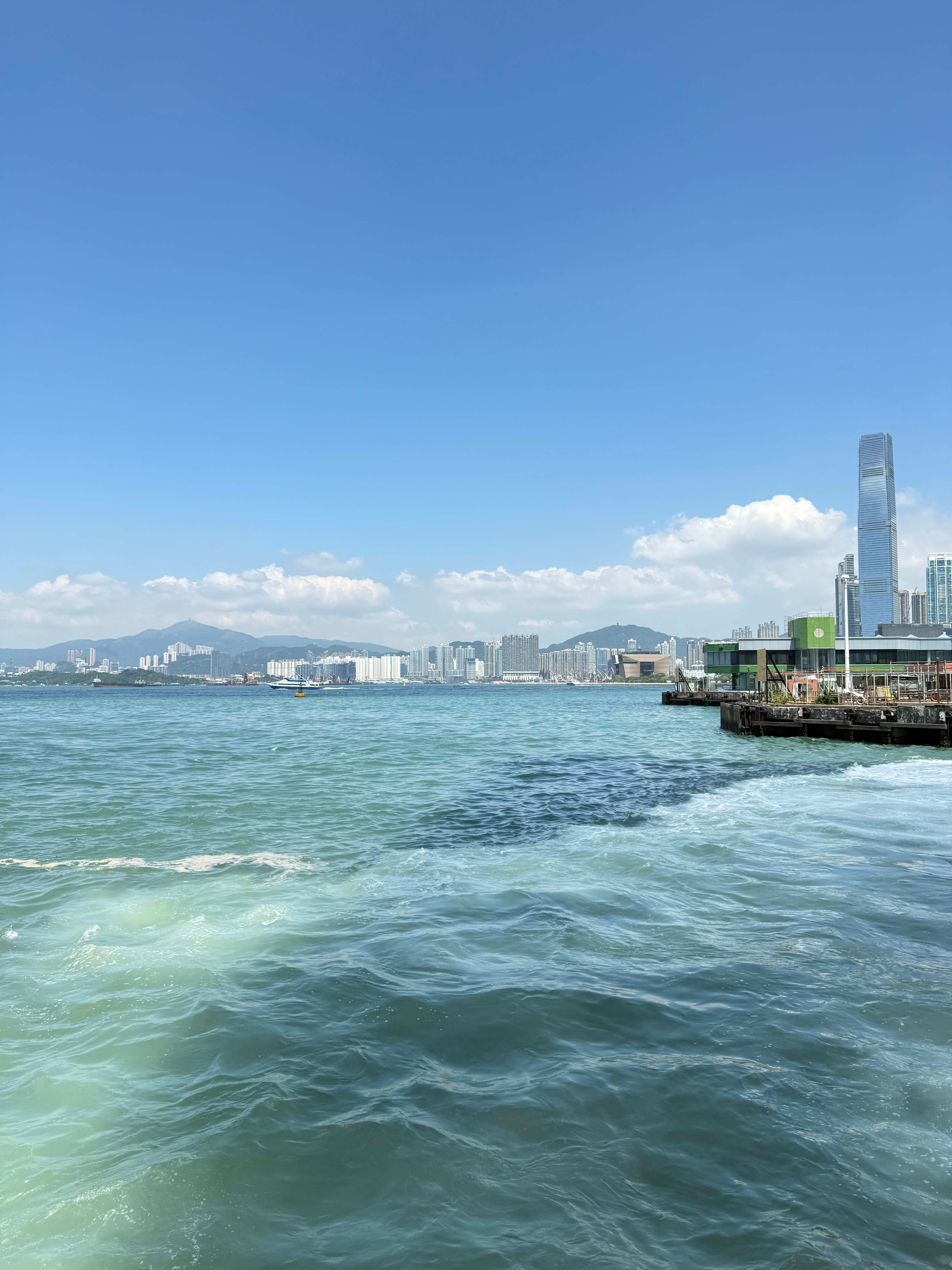 今天天氣好 宜出去玩[赢牛奶][赢牛奶][赢牛奶] ​​​