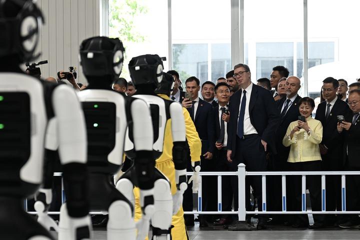 果然被我猜中了！塞尔维亚总统武契奇6月8日通过粉红电视台正式确认，位于贝尔格莱德