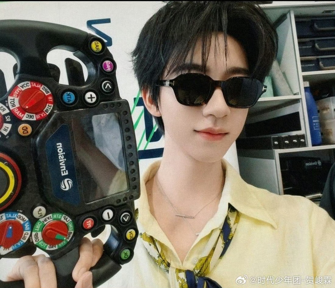 贺峻霖挑战重庆话胜负欲爆棚小贺哥哥太可爱了 挑战重庆话胜负欲爆棚 怎么会有如此可