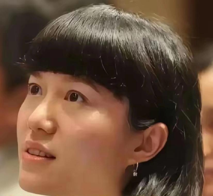 目前没有合适的工具来直接解答“翁帆和杨振宁的婚姻对翁帆的人生有哪些影响”这个问题