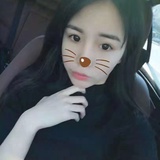 皮痴侃侃美女