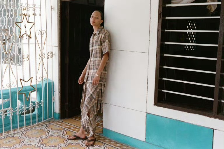 模特Selena ForrestHOLIDAY MAGAZINE SPRING 