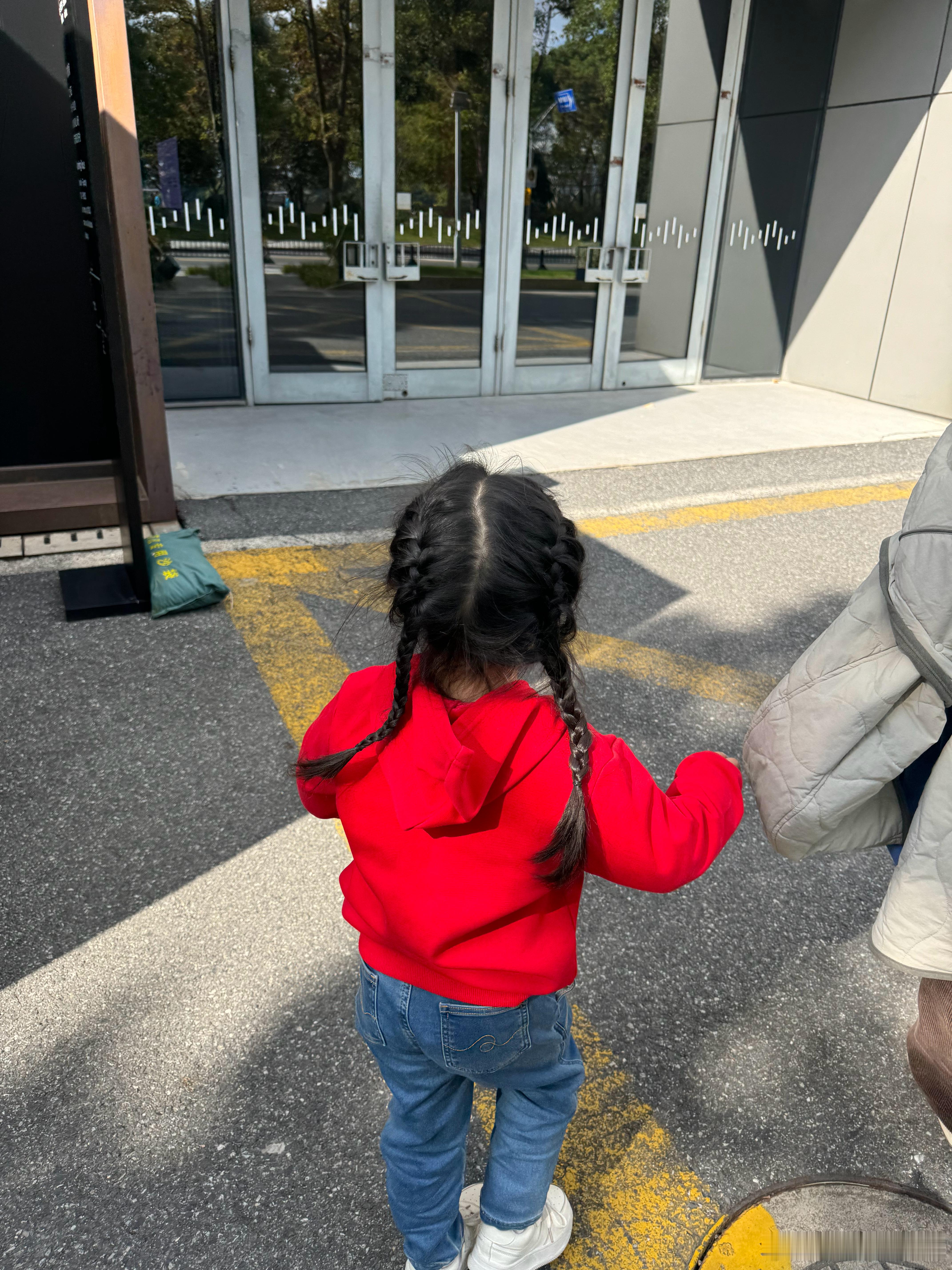 姐夫扎小辫是不是基本出师了？ 