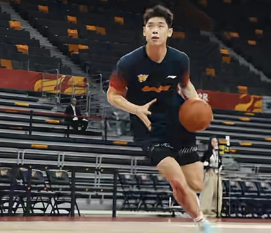 有人说崔永熙选择在3.15打辽宁男篮复出是为了卖票？简直就是天大笑话。本来每次打