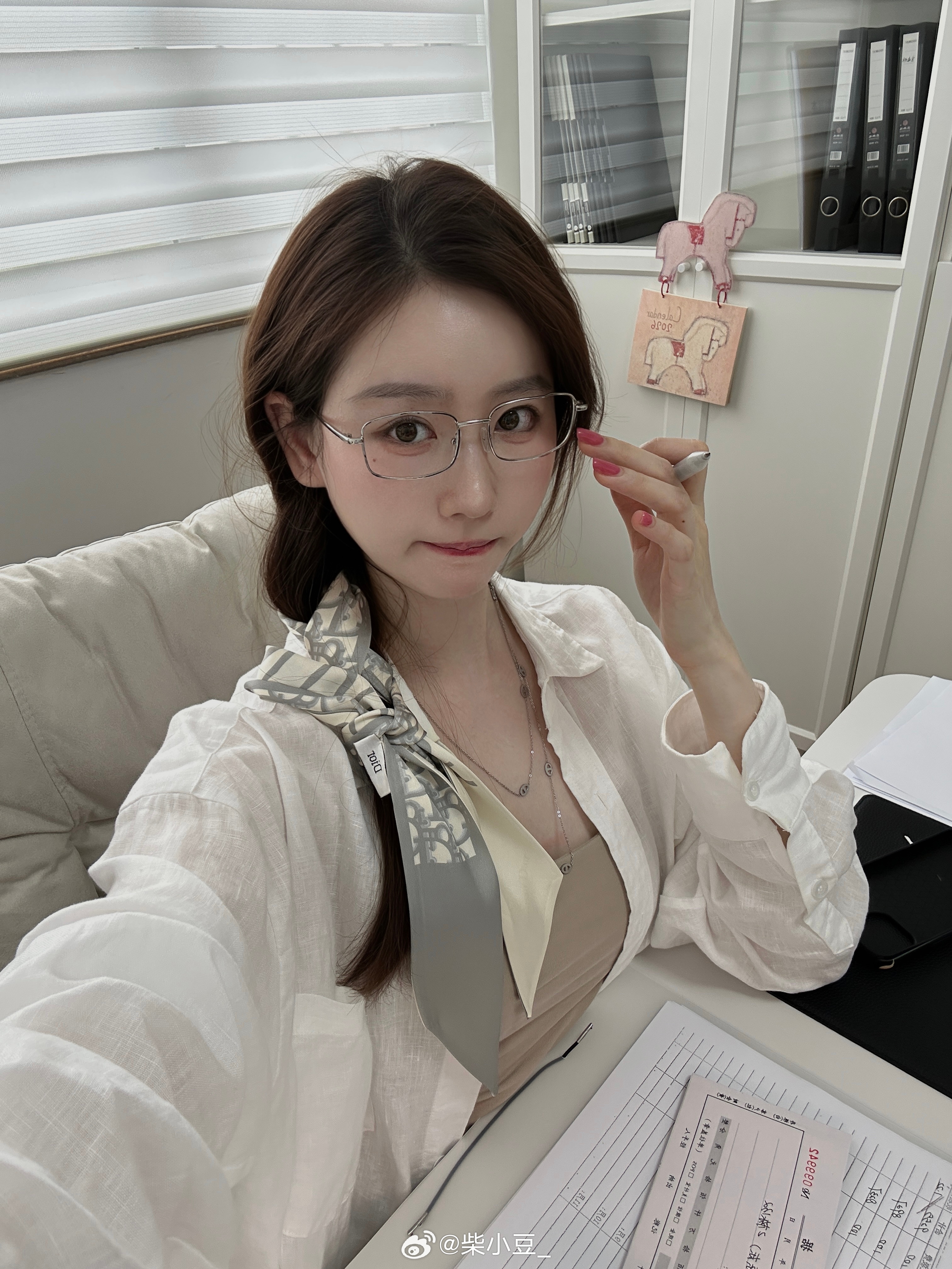 我们牛马有自己的充电方式🙇♀️ 