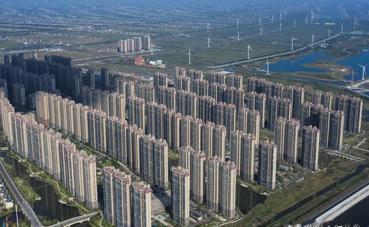 启东恒大海上威尼斯曾是“海上威尼斯”梦想的缩影，2010年代末的火爆售卖，点亮了