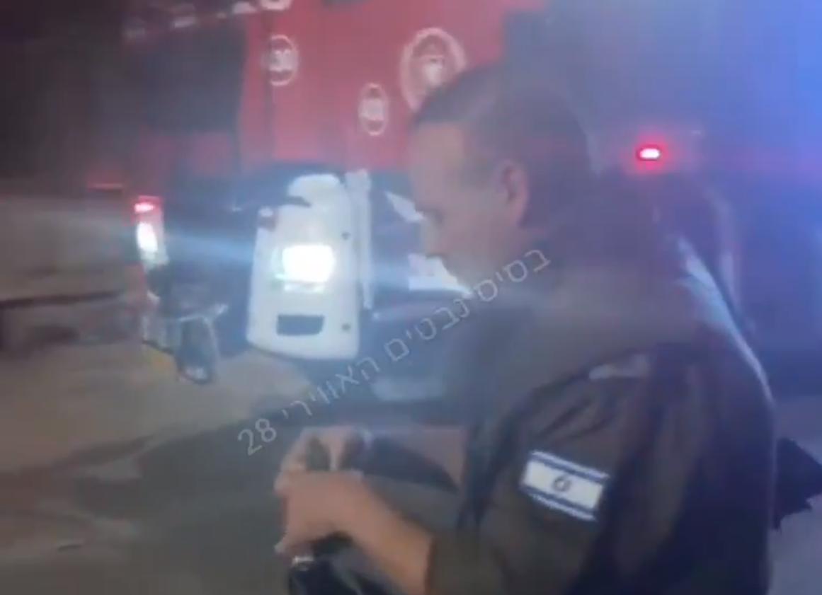 报道称，伊朗向以色列内瓦蒂姆空军基地发射弹道导弹。内瓦蒂姆空军基地是F-35I隐