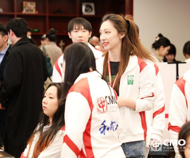 杭州智力风暴席卷全国！清华北大学霸决战麻将之巅，50万奖金引爆传统棋牌新浪潮
