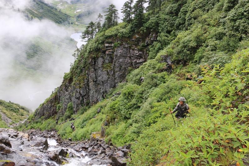 向英勇无畏的边防军人致以最崇高的敬意！正是因为有他们默默坚守、无私奉献，才有祖国