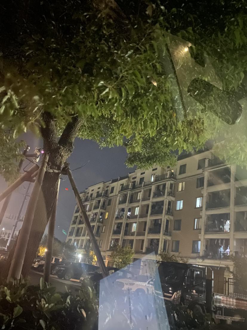 我的今日状态：😁轻松愉快
我这里的天气：☀️晴天