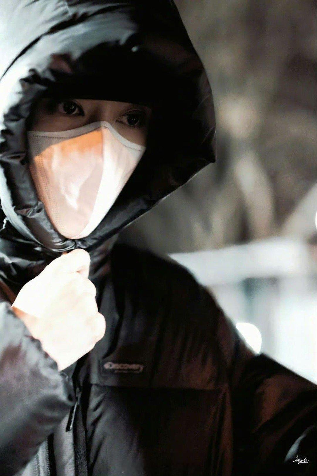 刘学义的眼睛水印来的 都说眼睛是心灵的窗户，刘学义的这扇“窗户”开得也太明亮了！