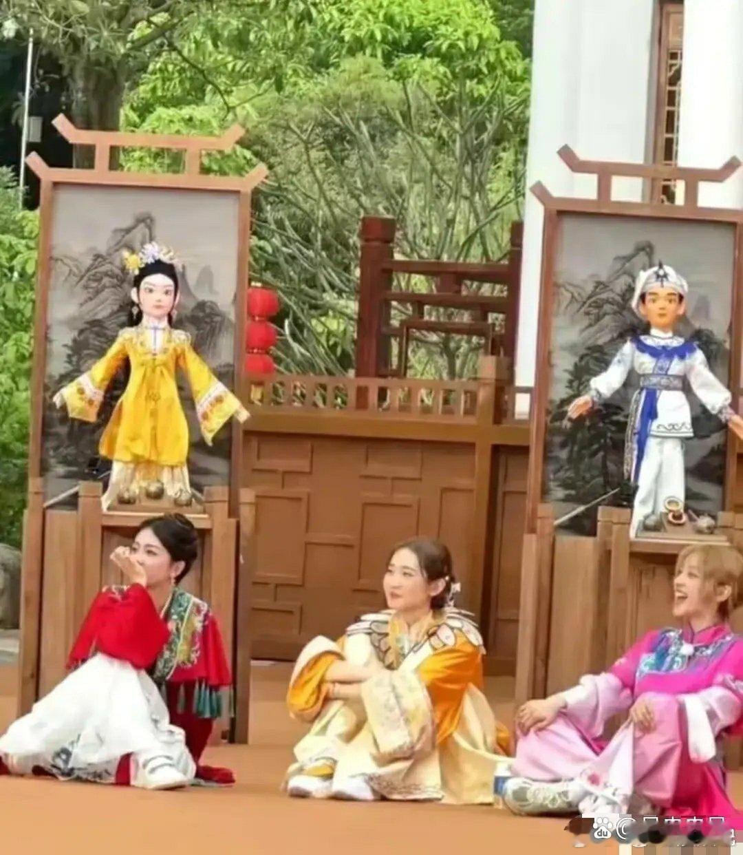 白鹿这是咋坐的，想模仿都模仿不来 ​​​