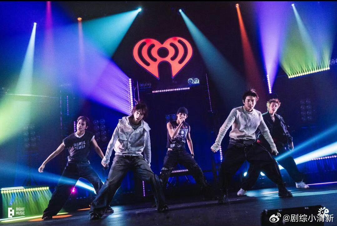 cortis没有一帧是废片 看了他们最新的物料，从头翻到尾，确实找不出一帧不好看