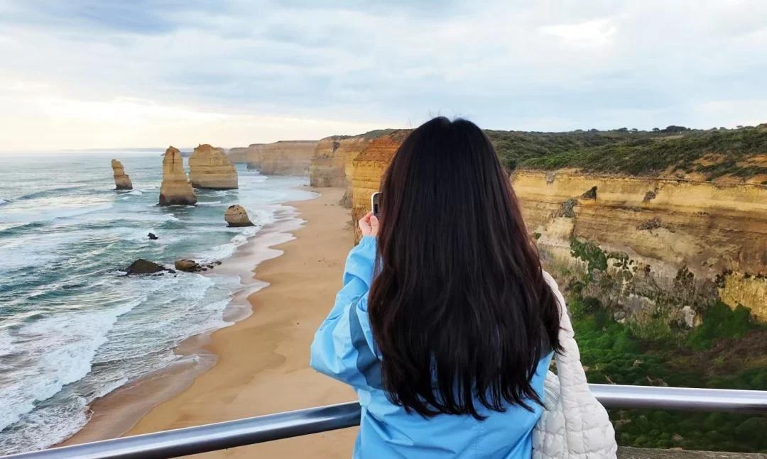 ᜊʕ ྀི . . . ྀིʔᜊ