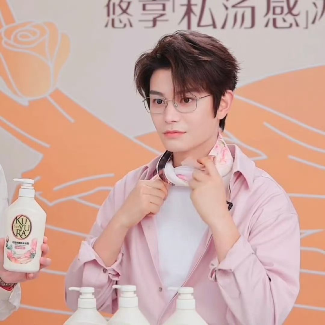 丁禹兮今日份直播状态，想看小丁演现偶了