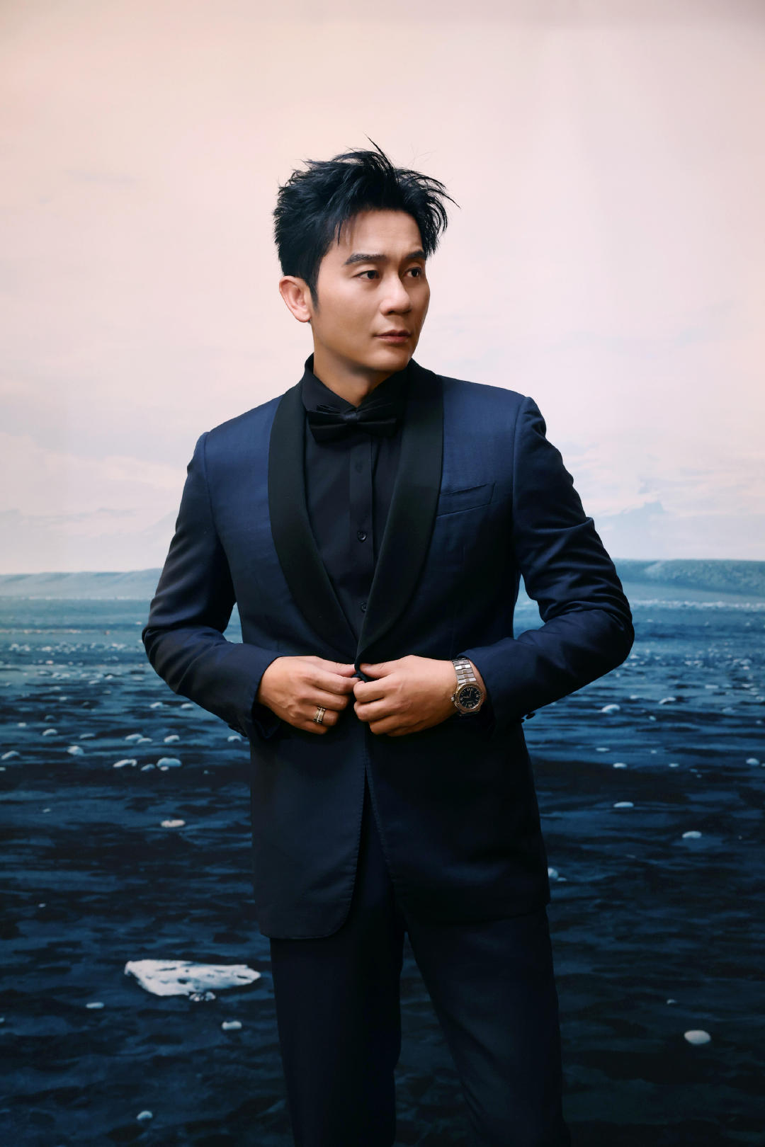李晨杜海涛跳广场舞 杜海涛教李晨跳广场舞杜海涛现场教学李晨跳广场舞，魔性舞步欢乐