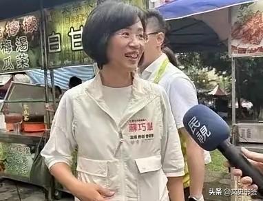 太傲慢！民进党新北市长参选人苏巧慧最近闹出大笑话，在长辈共餐的公开场合，当众把连