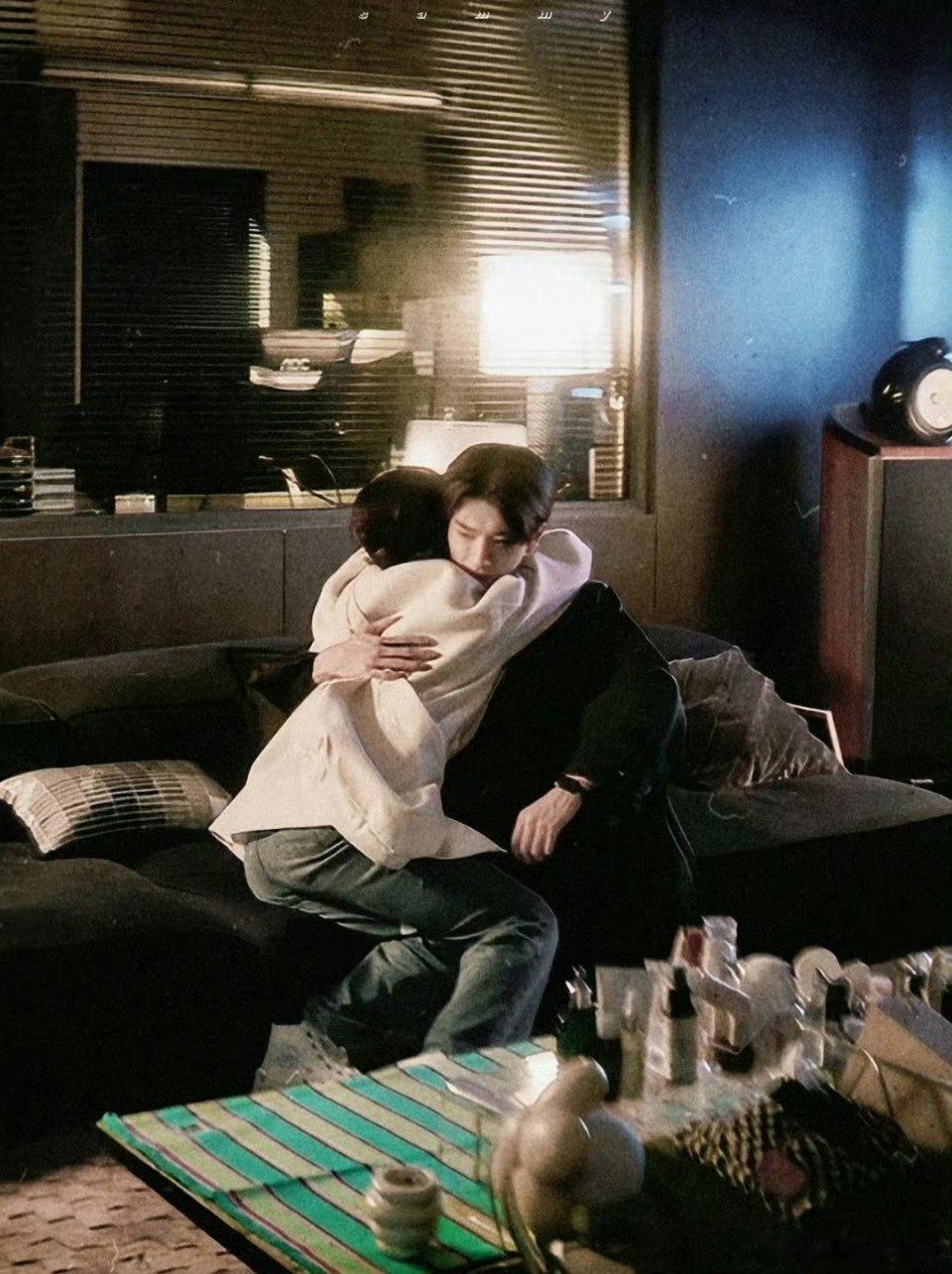 是醉酒的撒泼打滚，是微醺的可爱嘟囔[心]林一 沈月‖电视剧失笑[超话] ​​​