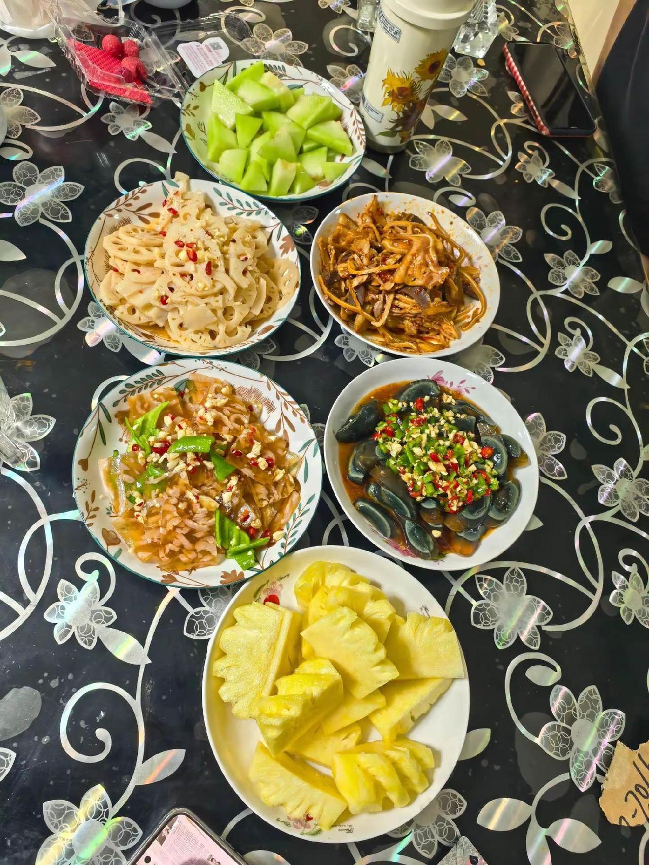 这一生爱过什么人都不为过，所以放弃什么事都不算错 小酌怡情 哈酒