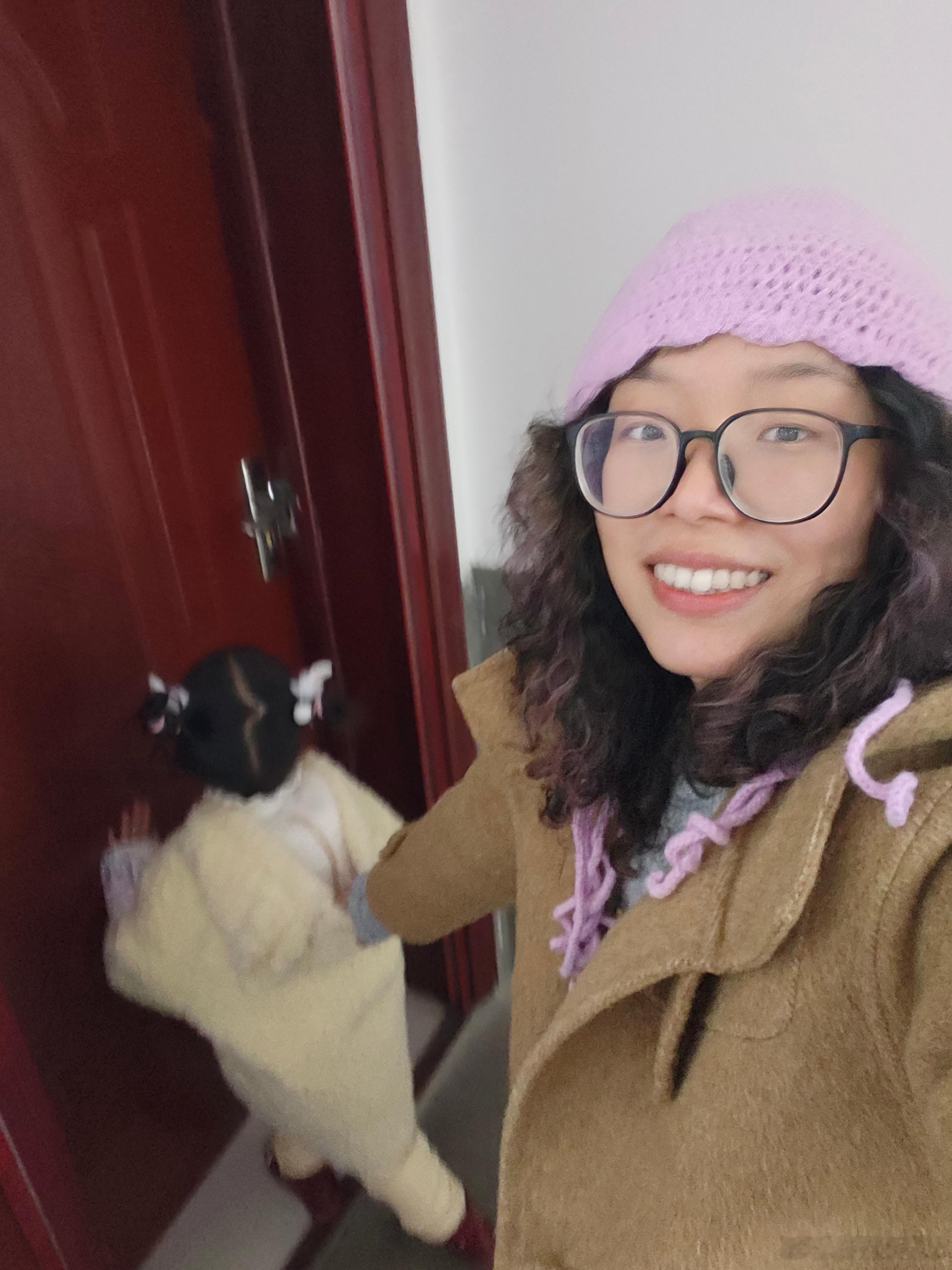 今天没闲着，遛了一天的小孩大家是不是都和我一样，回家就变成了小孩的玩具