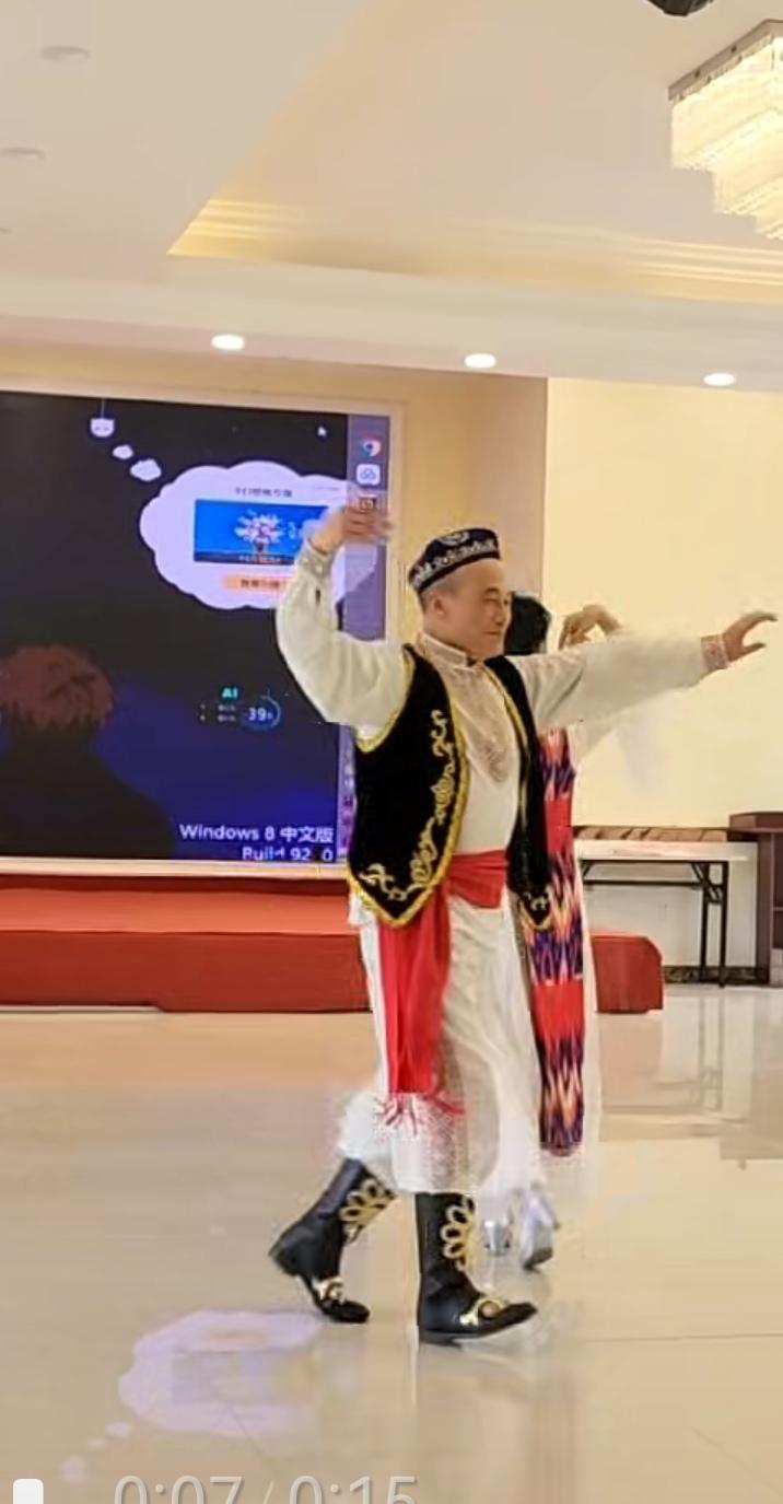 【春之韵·舞动快乐，治愈生活】春日生活打卡季

舞动快乐，治愈生活。
今天是“世