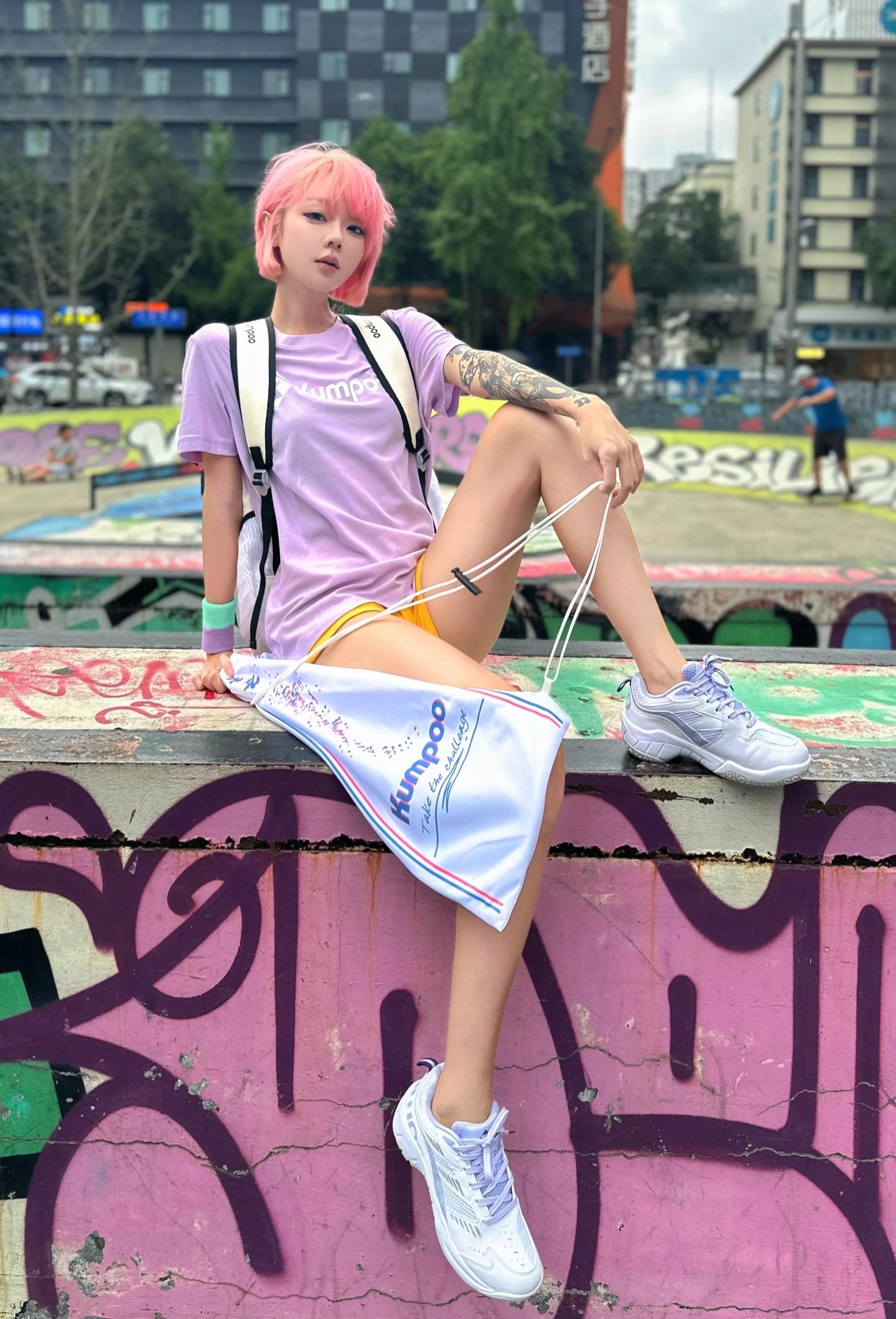 来打球吗？你负责carry 我负责sorry咯 薰风花伴