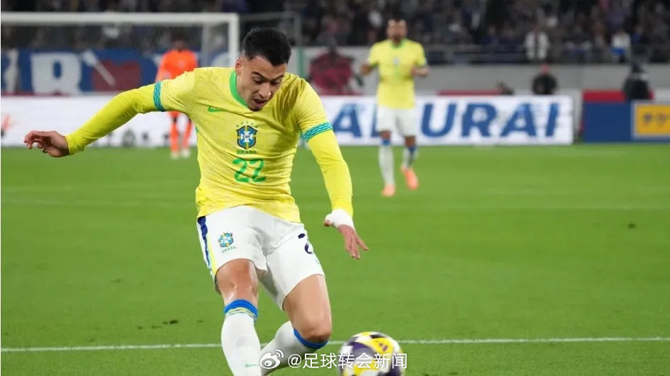 巴西在友谊赛中1-2不敌法国，此役马丁内利出战62分钟。 