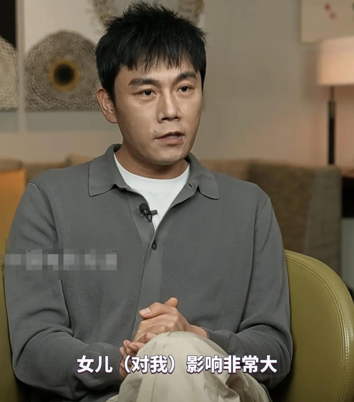 秦昊透露：“女儿对我影响非常大，我觉得对任何一个男人来说，有了孩子，一个孩子的出