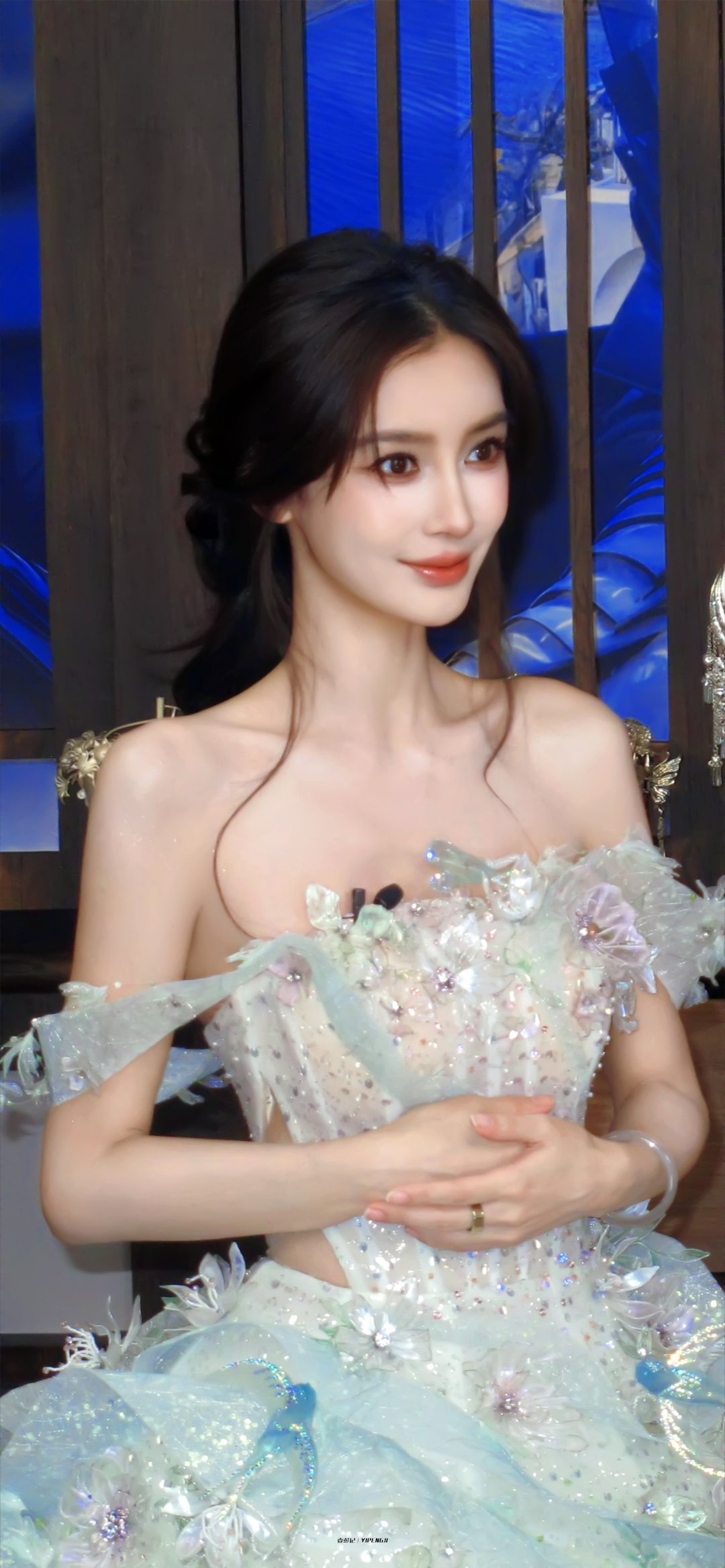 angelababy angelababy 没有爱 世界会冻僵