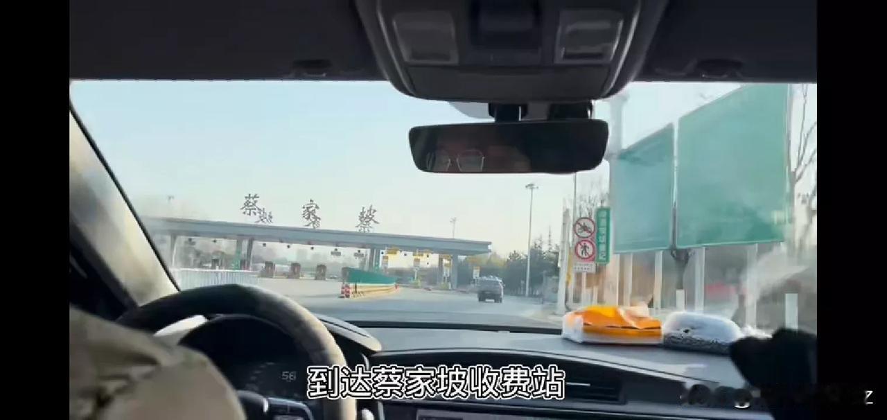 两个孩子也舍不得三舅，玛丽也很舍不得三弟回去，流泪，每次的离别是为了以后的更好相