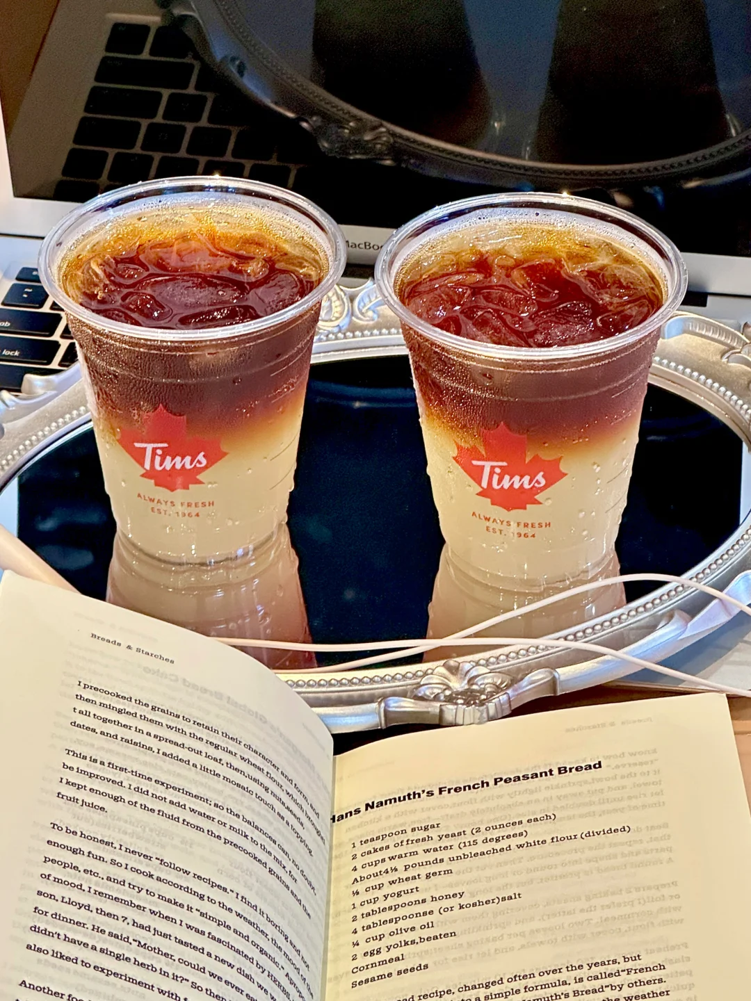 打工人冲电续命咖啡☕️跪谢tims拯救了我！