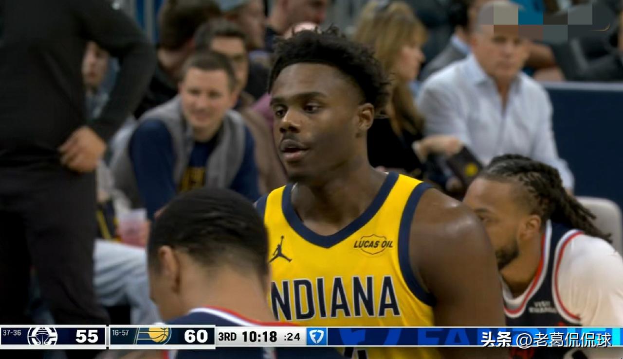 步行者大将科比-布朗真是狠狠地打了快船的脸！在今天步行者主场迎战快船的比赛中，布