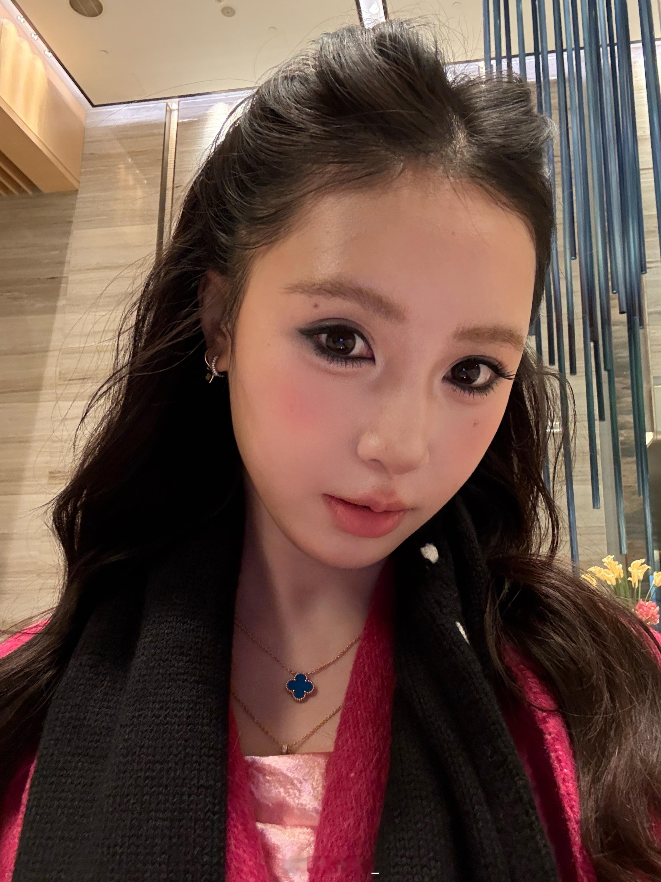 吃到很好吃的生日饭！每年的生日愿望都差不多，都在慢慢实现，现在更多的时间都更专注