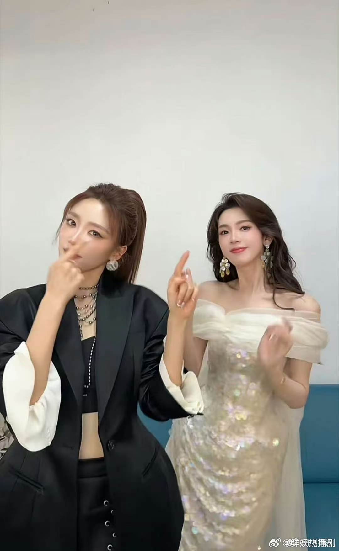 瑶台月下浪姐总决赛 总决赛浪漫天花板舞台！瑶台月下双人对唱想见你，光影氛围感拉满