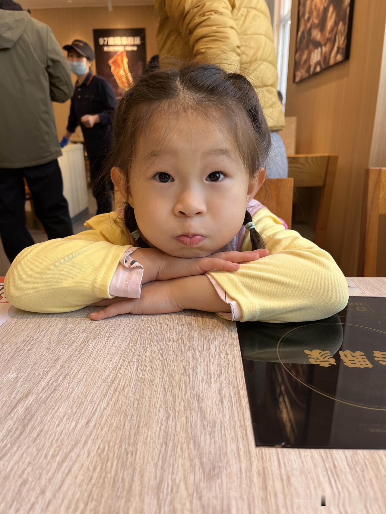 平凡日子里，藏着最踏实的幸福

生活从不需要轰轰烈烈的仪式感，那些藏在烟火里的小