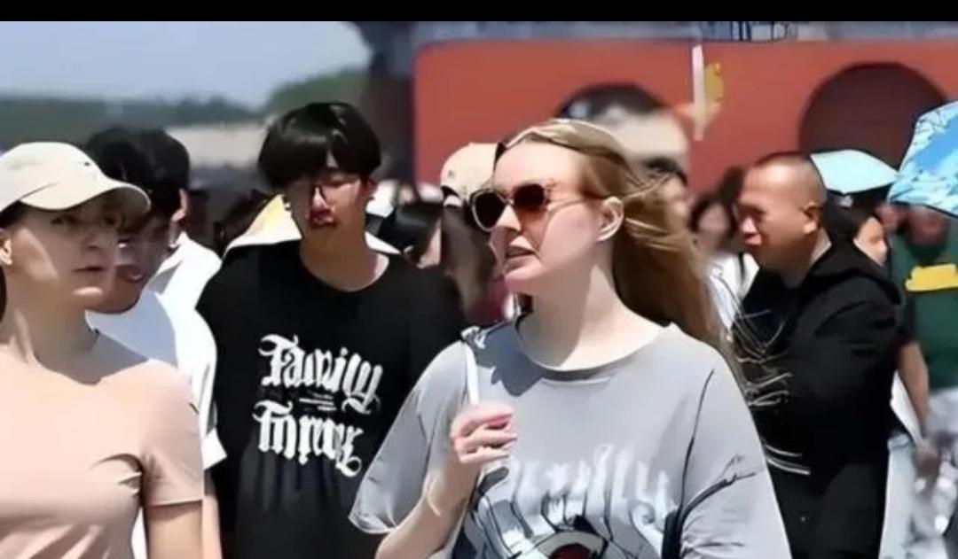 中俄双向免签一落地，黑河、东宁这些边境口岸确实热闹得很，黑河的俄方游客同比涨了1